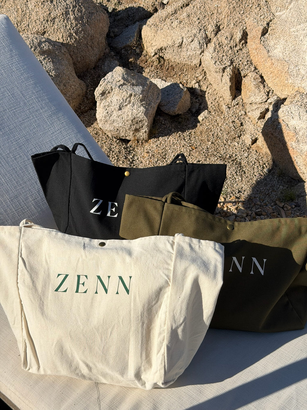 ZENN プレミアムトートバッグ　（ホワイト）