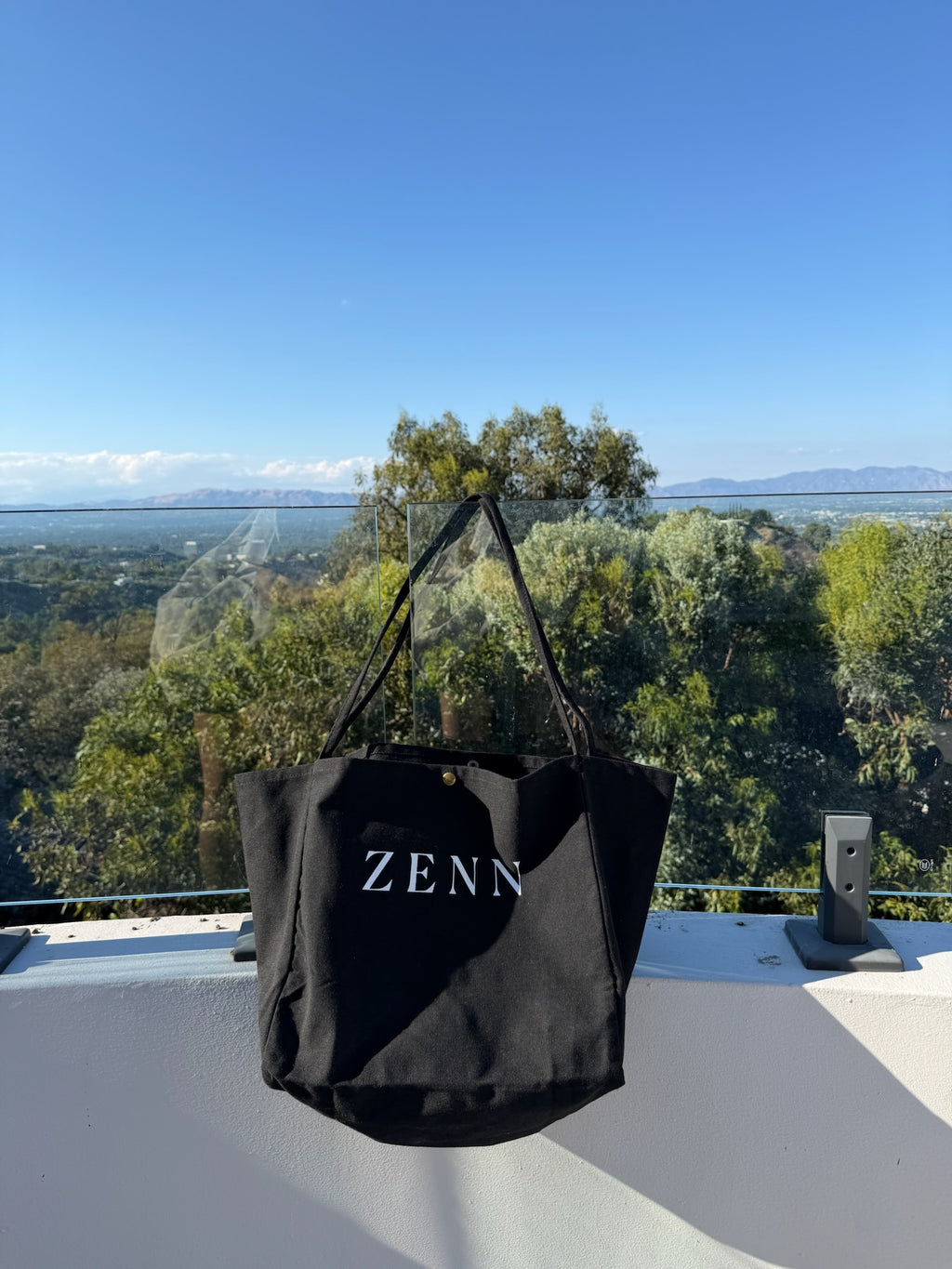 ZENN プレミアムトートバッグ　（ブラック）